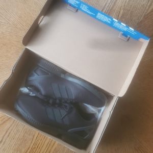 Adidas NEW IN BOX ZX Flux 3 Stripe Men's black street athletic sneaker shoes